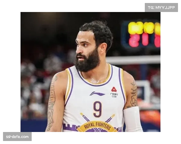 北控里勒单场45分创本轮得分新高却难阻球队惜败深圳