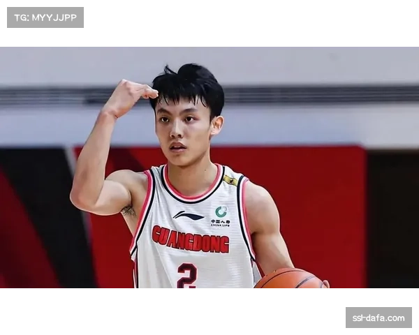 徐杰肠胃炎痊愈随队出征 杜润旺未跟队锋线轮存变数